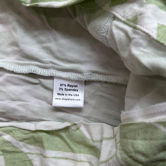 Shore Brand Leaf Print Wide-Leg Flow Pants Size Small - Picture 3 of 8